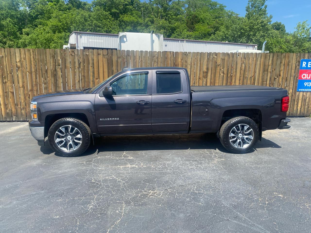 Chevrolet Silverado 1500 2WD Double Cab 143.5" LT w/1LT 2015