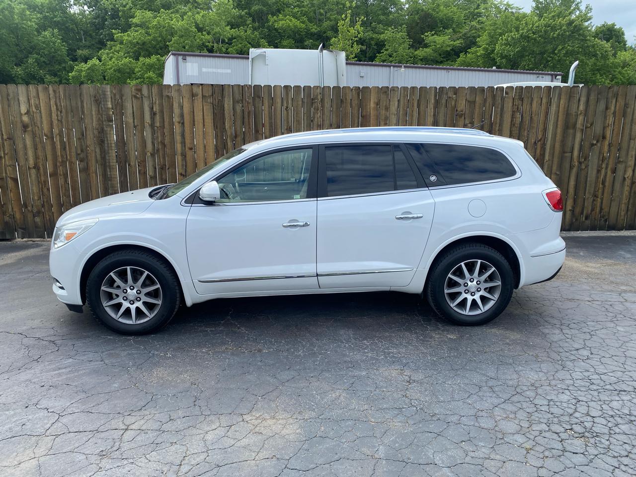 Buick Enclave FWD 4dr Leather 2017