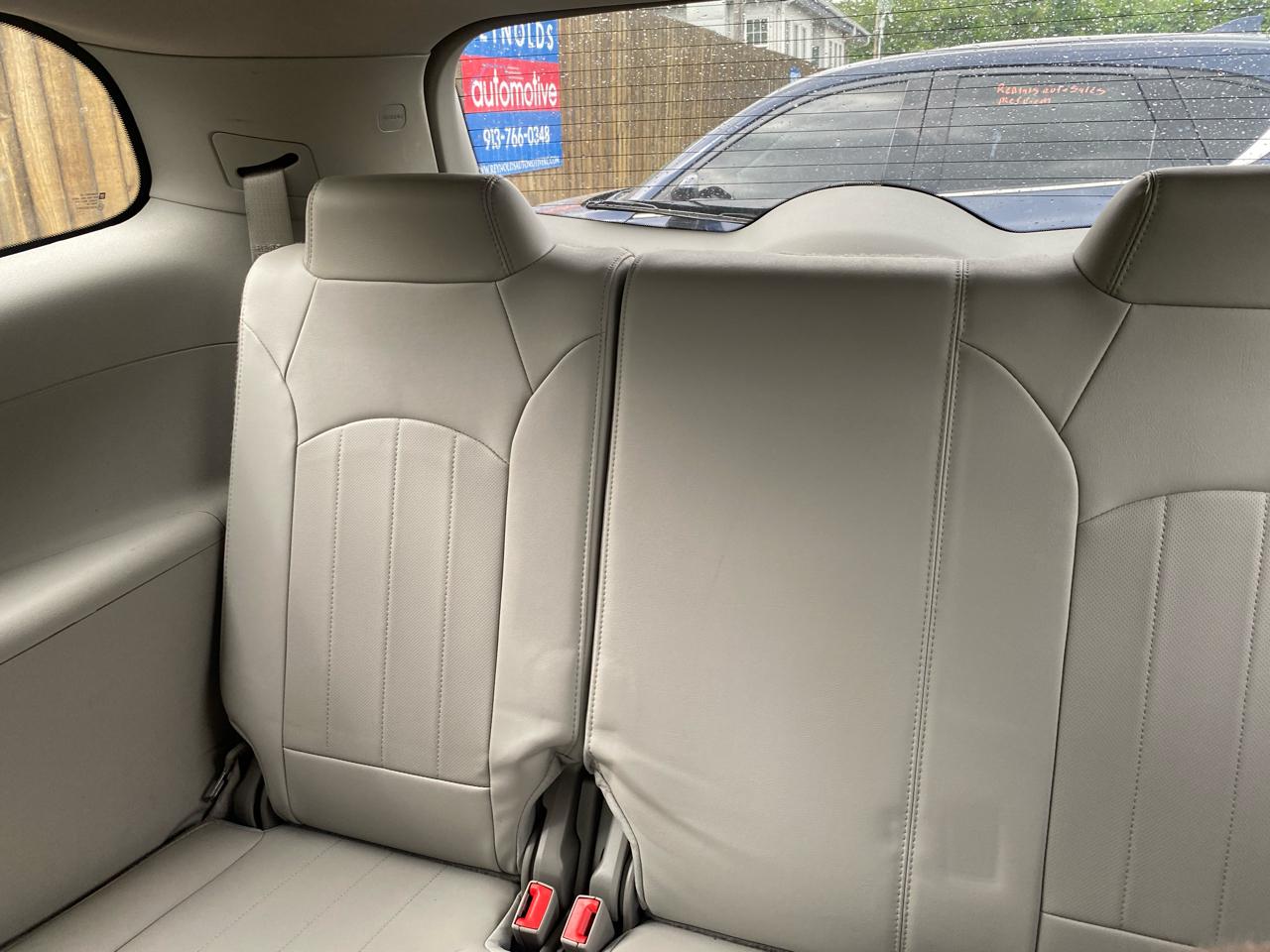 Buick Enclave FWD 4dr Leather 2015