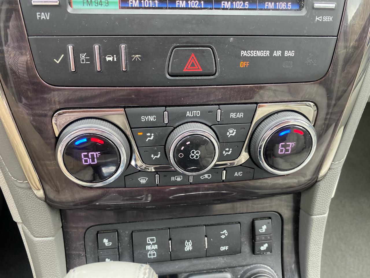 Buick Enclave FWD 4dr Leather 2015