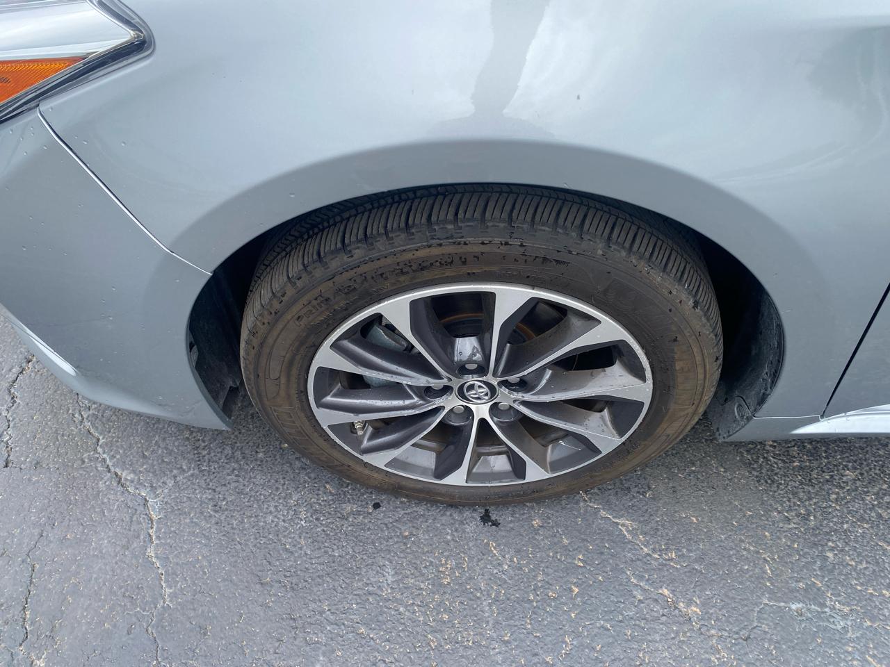 Toyota Avalon Hybrid 4dr Sdn XLE Premium (Natl) 2016