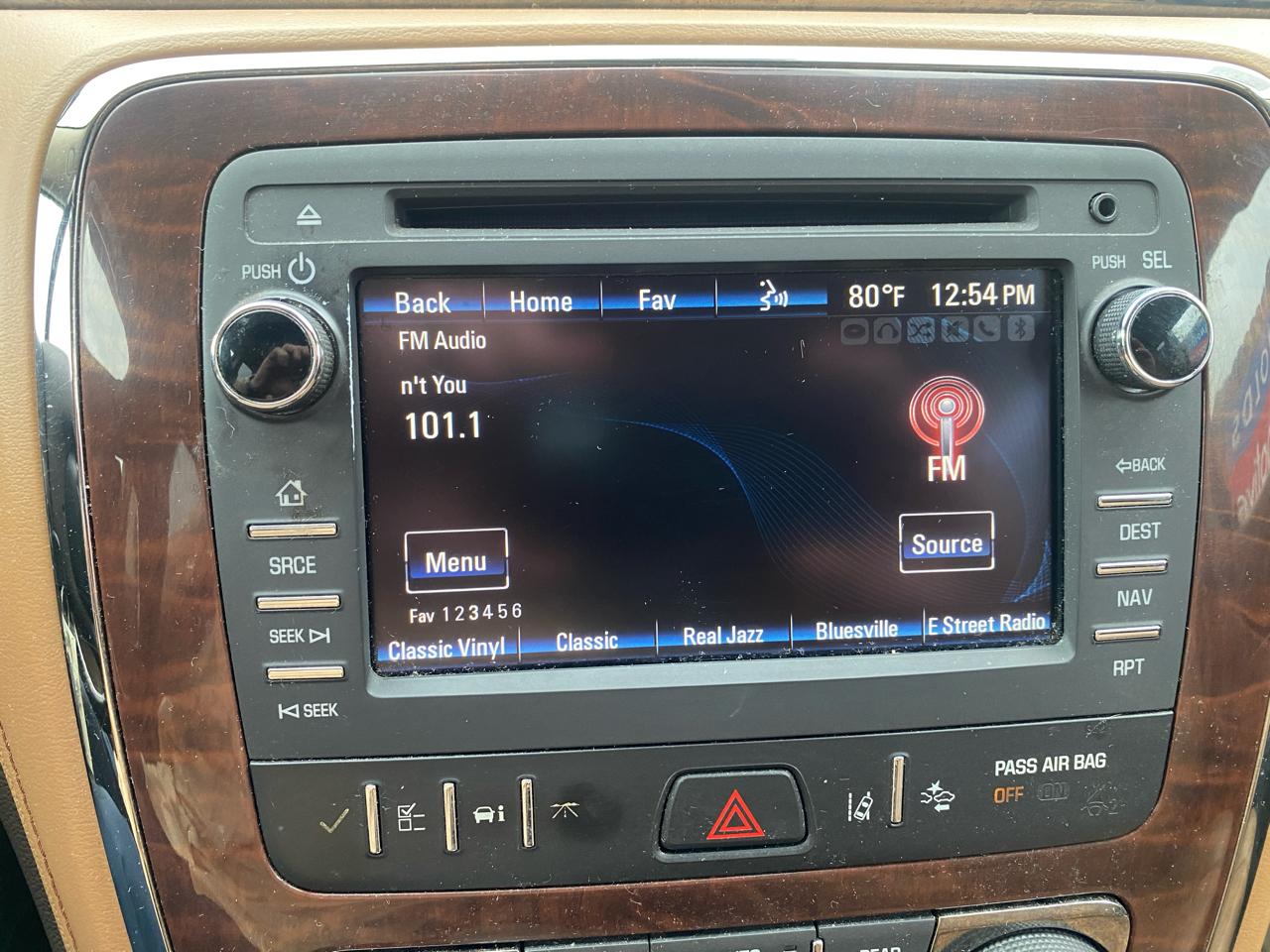 Buick Enclave FWD 4dr Premium 2017