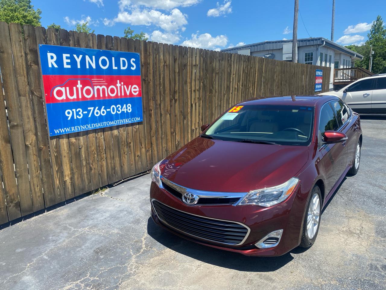 Toyota Avalon 4dr Sdn XLE Touring (Natl) 2015