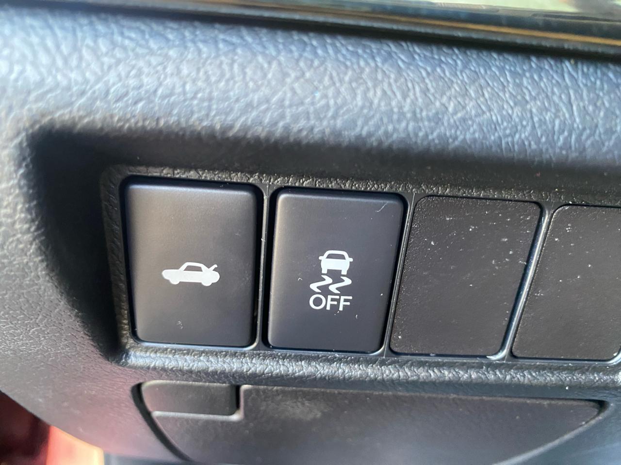 Toyota Avalon 4dr Sdn XLE Touring (Natl) 2015