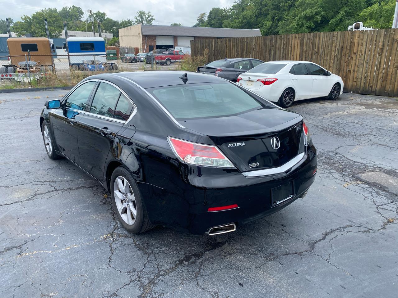 Acura TL 4dr Sdn Auto 2WD Tech 2012