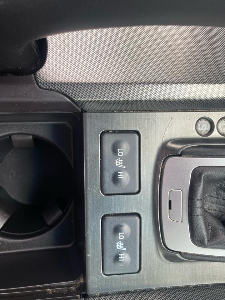 Acura TL 4dr Sdn Auto 2WD Tech 2012