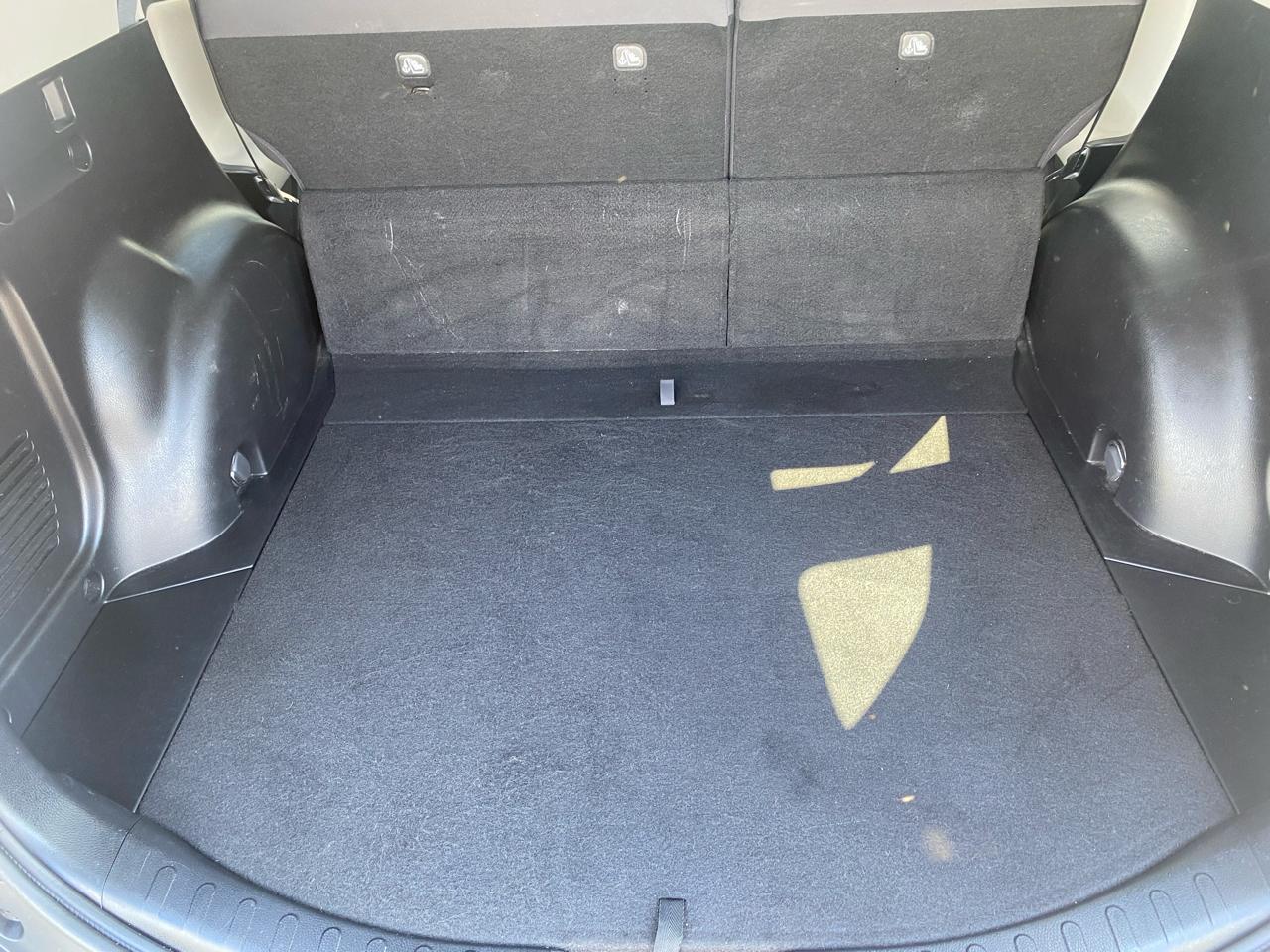 Toyota RAV4 FWD 4dr LE (Natl) 2014