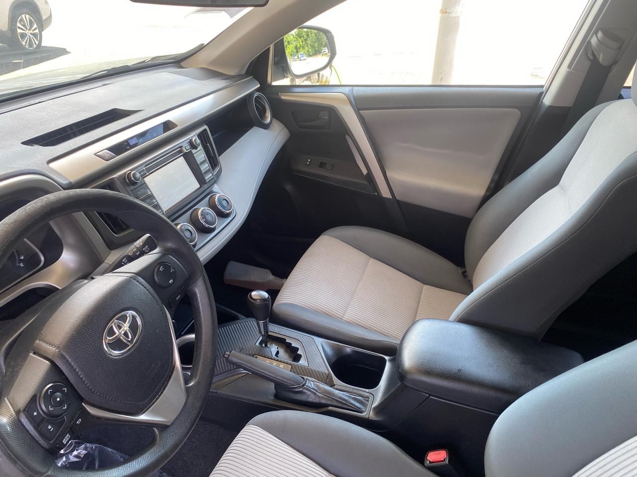 Toyota RAV4 FWD 4dr LE (Natl) 2014