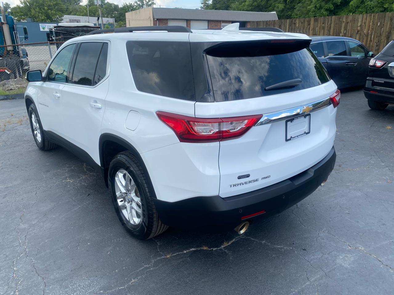 Chevrolet Traverse AWD 4dr LT Leather 2021