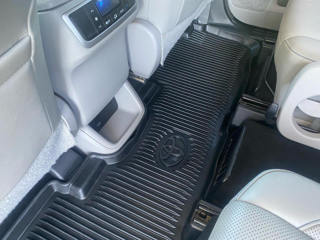 Toyota Highlander Hybrid Limited V6 AWD (Natl) 2018
