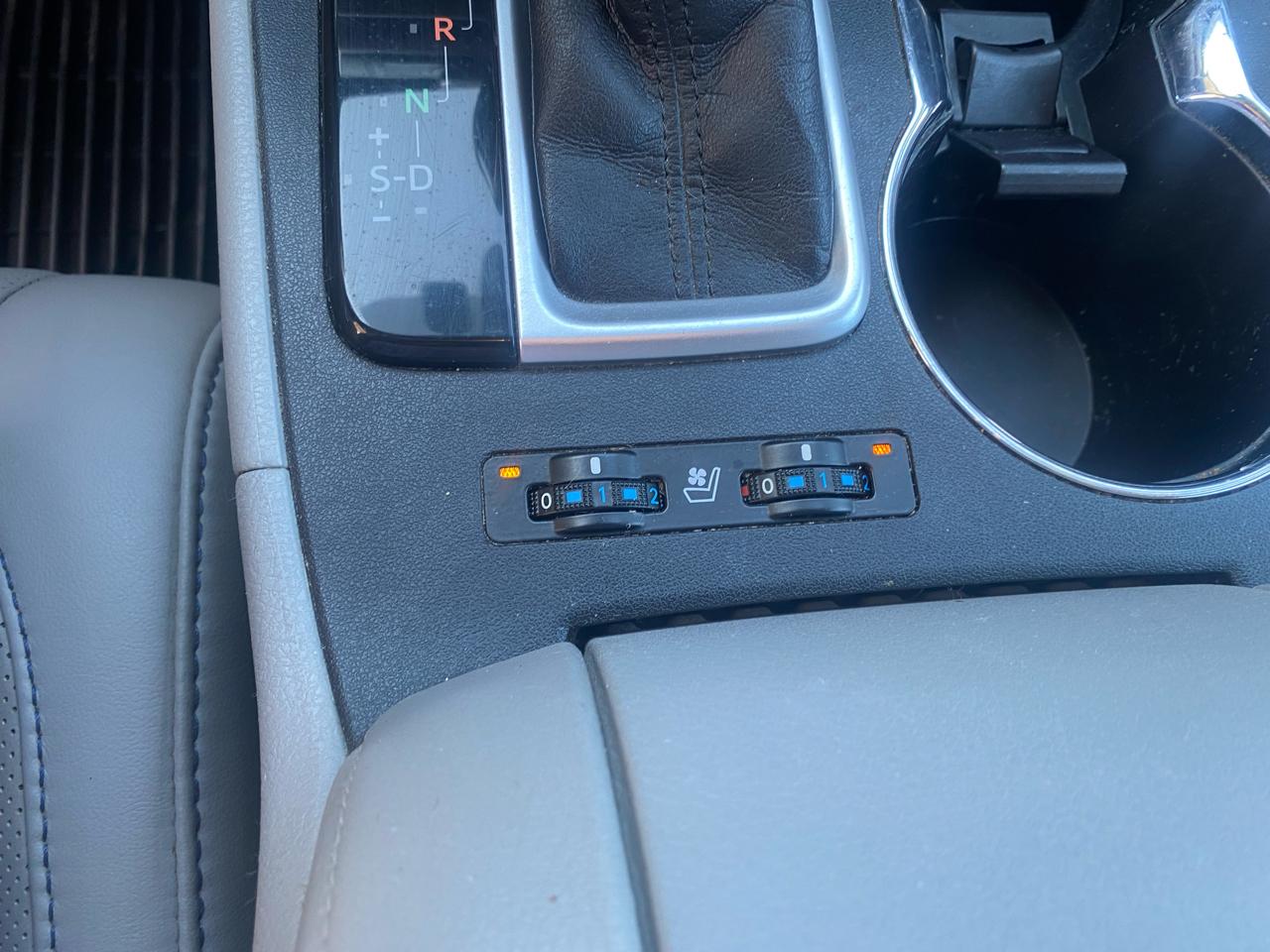 Toyota Highlander Hybrid Limited V6 AWD (Natl) 2018