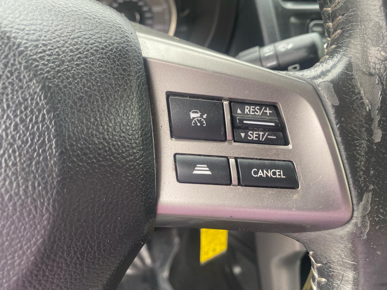 Subaru Forester 4dr CVT 2.5i Limited PZEV 2015