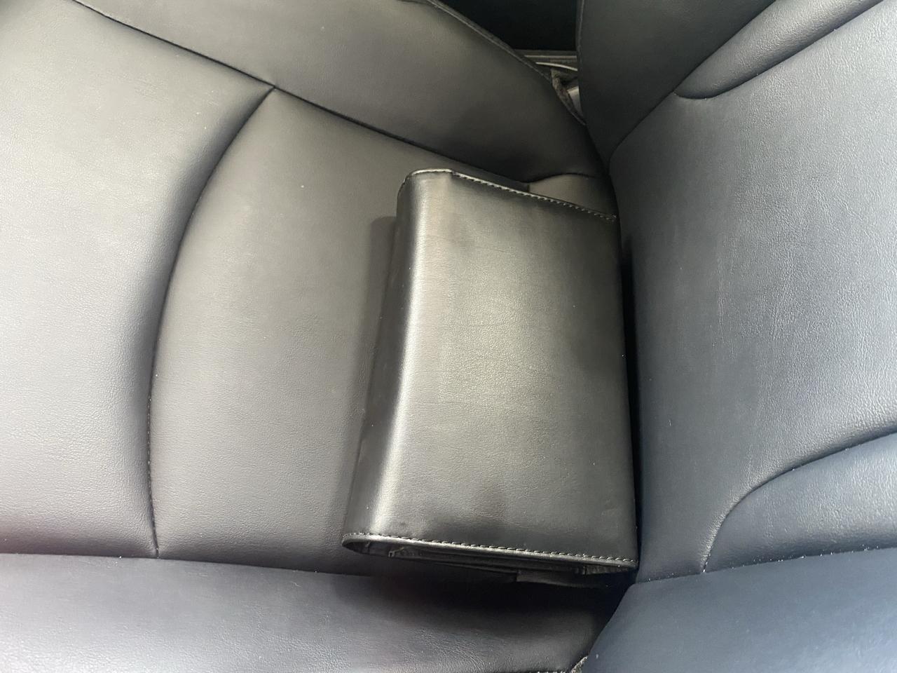 Toyota Prius Two (Natl) 2018