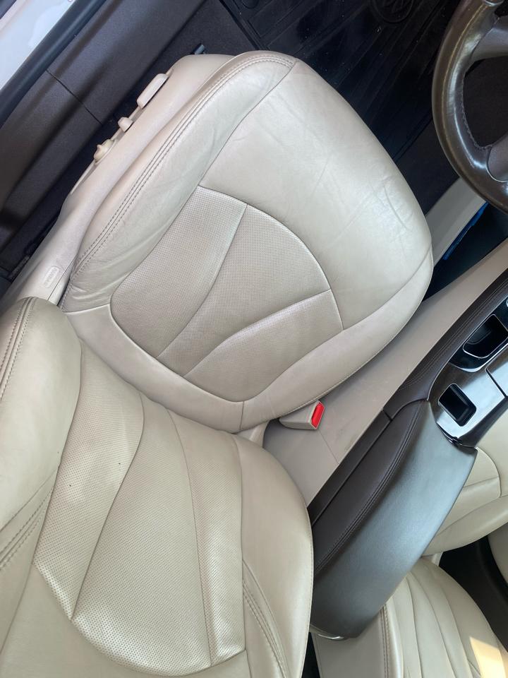 Buick LaCrosse 4dr Sdn Essence AWD 2019