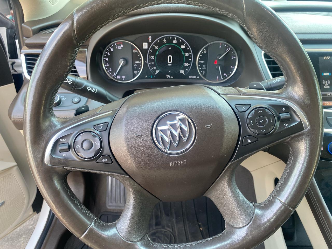 Buick LaCrosse 4dr Sdn Essence AWD 2019