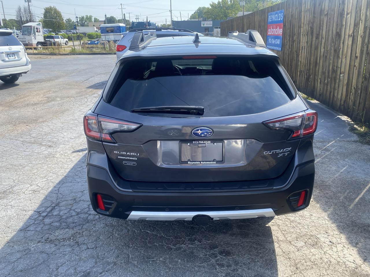 Subaru Outback Limited XT CVT 2021