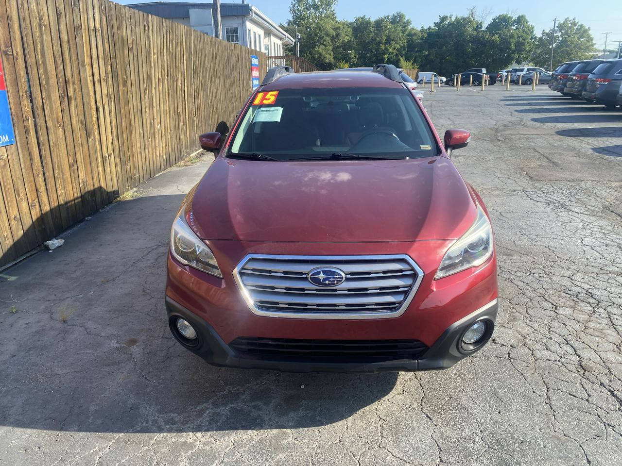 Subaru Outback 4dr Wgn 2.5i Premium 2015