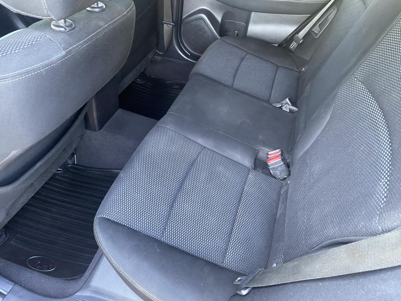 Subaru Outback 4dr Wgn 2.5i Premium 2015