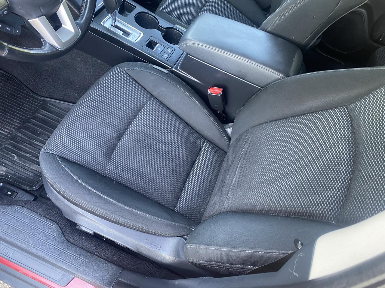 Subaru Outback 4dr Wgn 2.5i Premium 2015