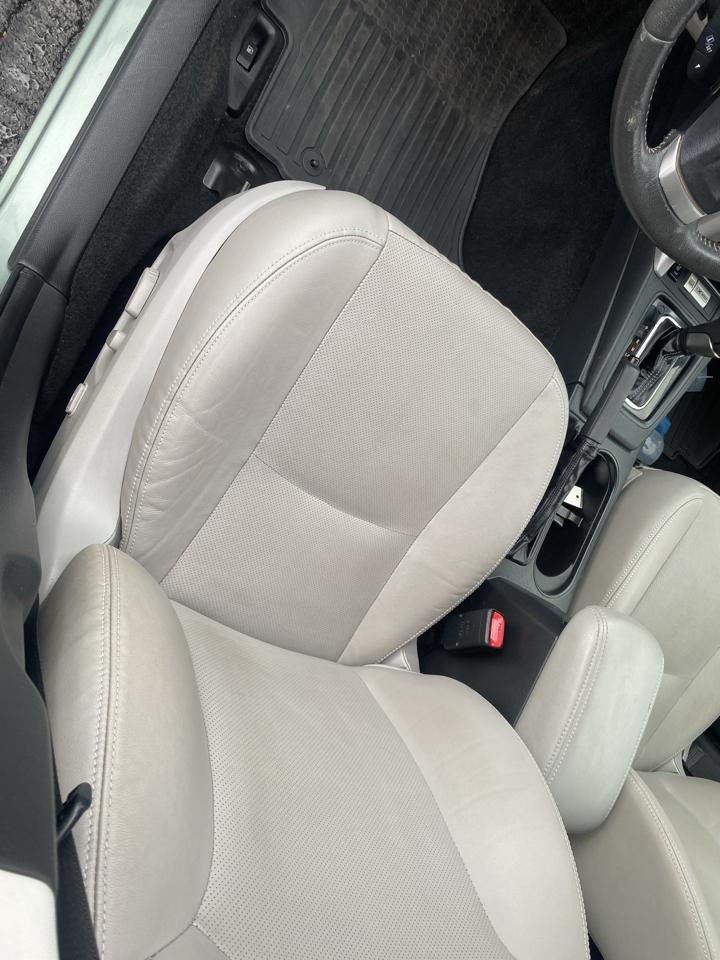 Subaru Forester 4dr CVT 2.5i Touring PZEV 2015