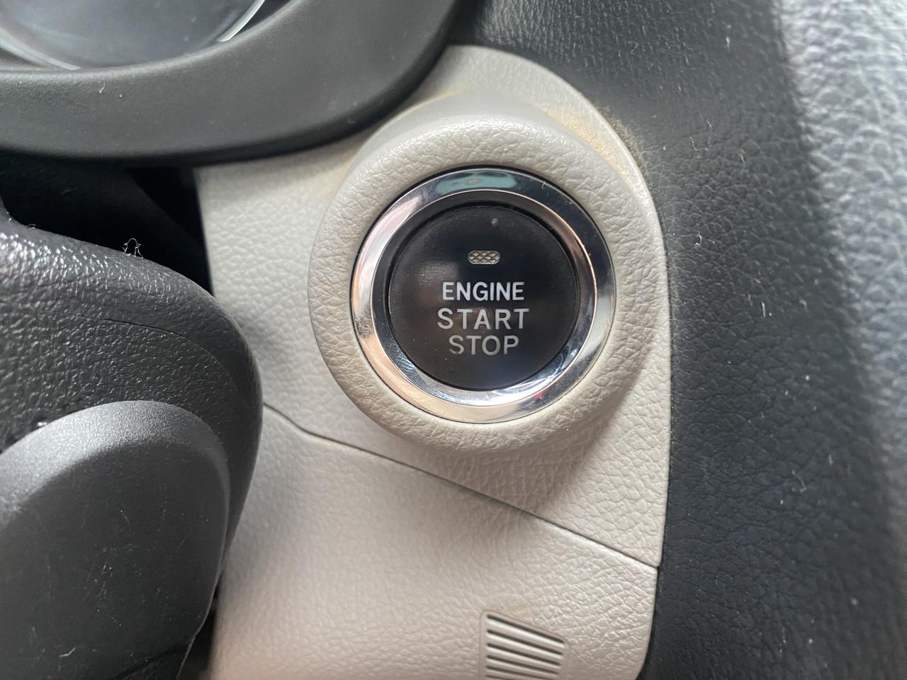 Subaru Forester 4dr CVT 2.5i Touring PZEV 2015