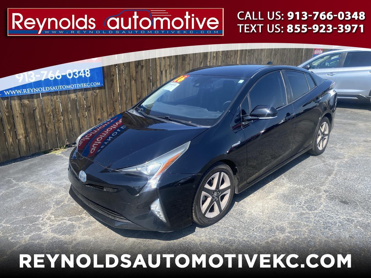 2016 Toyota Prius 5dr HB Three Touring (Natl)