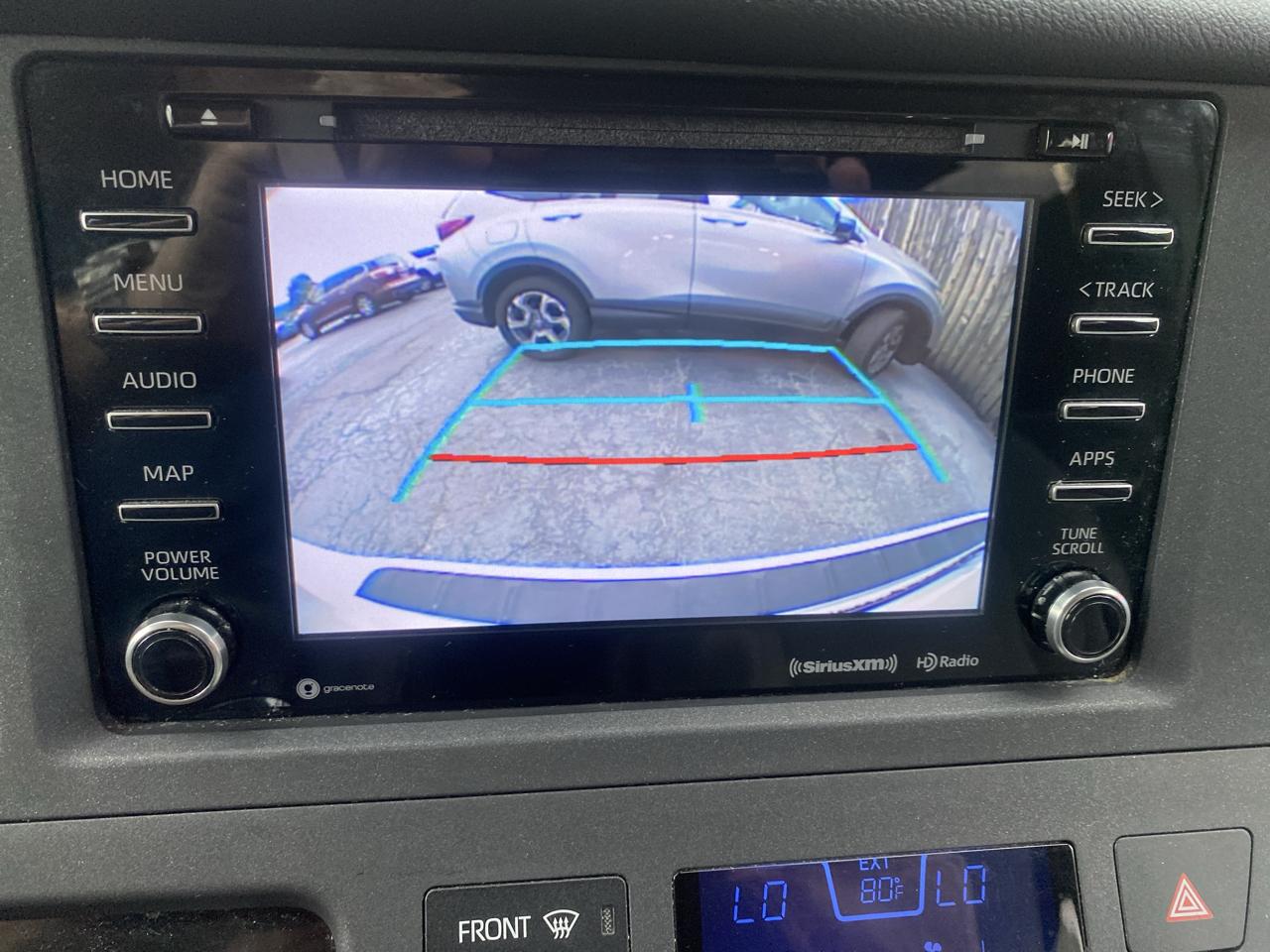 Toyota Sienna LE FWD 8-Passenger (Natl) 2019