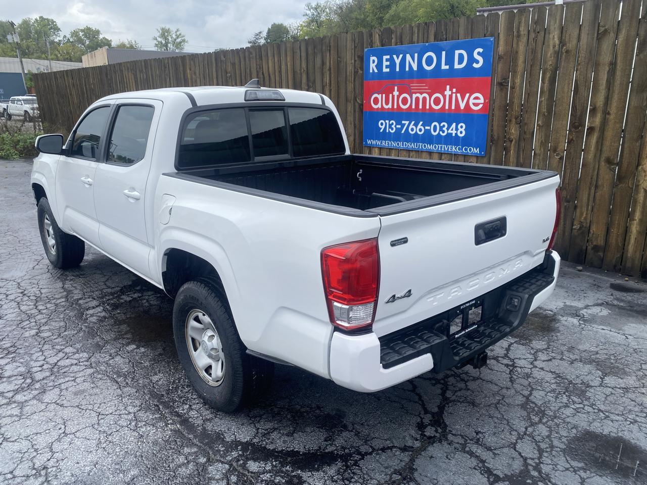 Toyota Tacoma 4WD Double Cab V6 MT TRD Off Road (Natl) 2016