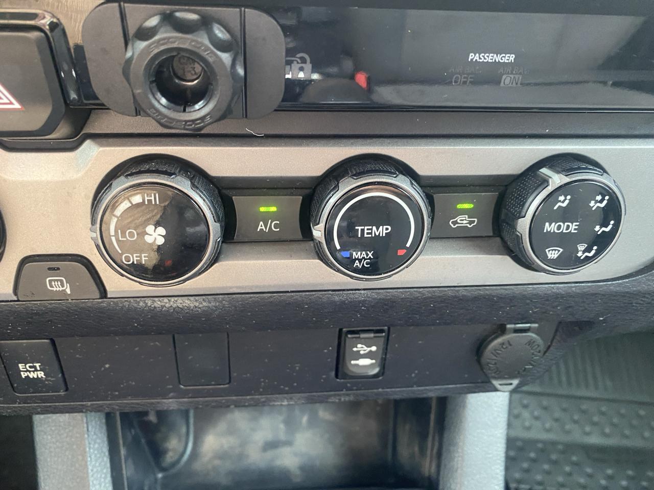 Toyota Tacoma 4WD Double Cab V6 MT TRD Off Road (Natl) 2016