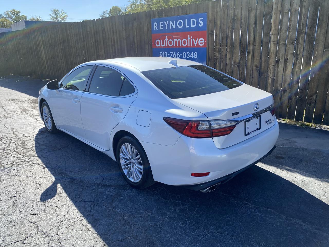 Lexus ES 350 4dr Sdn 2016