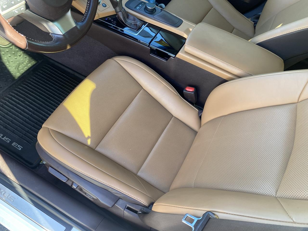 Lexus ES 350 4dr Sdn 2016