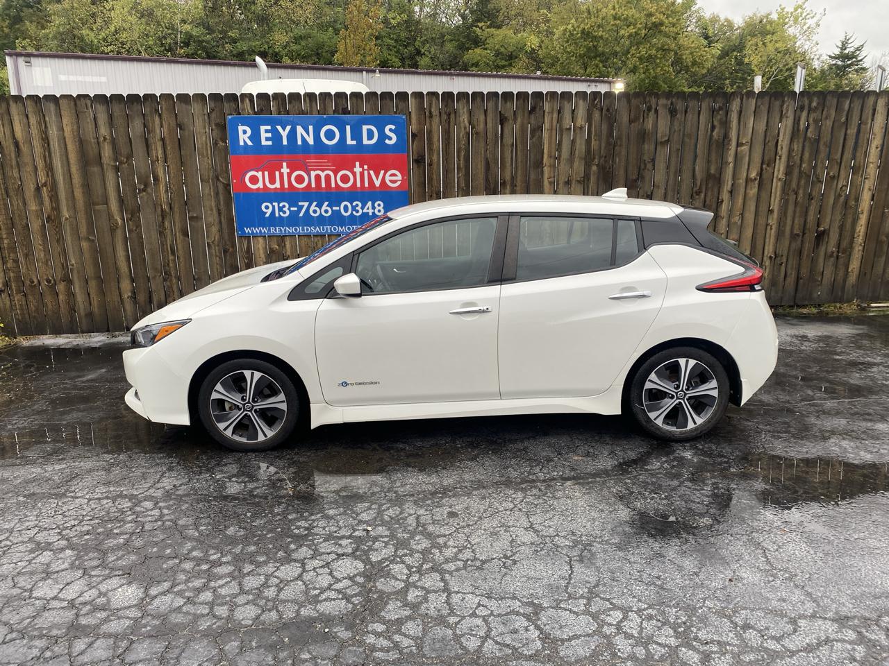 Nissan Leaf SV Hatchback 2018