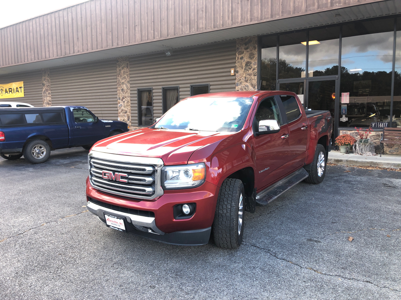 GMC Canyon 4WD Crew Cab 128.3" SLT 2015 GMC Canyon 4WD Crew Cab 128.3" SLT 2015