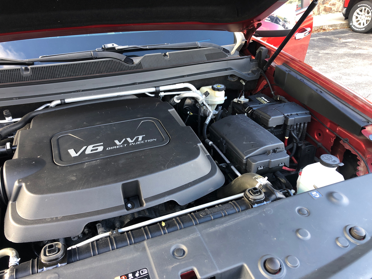 GMC Canyon 4WD Crew Cab 128.3" SLT 2015 GMC Canyon 4WD Crew Cab 128.3" SLT 2015