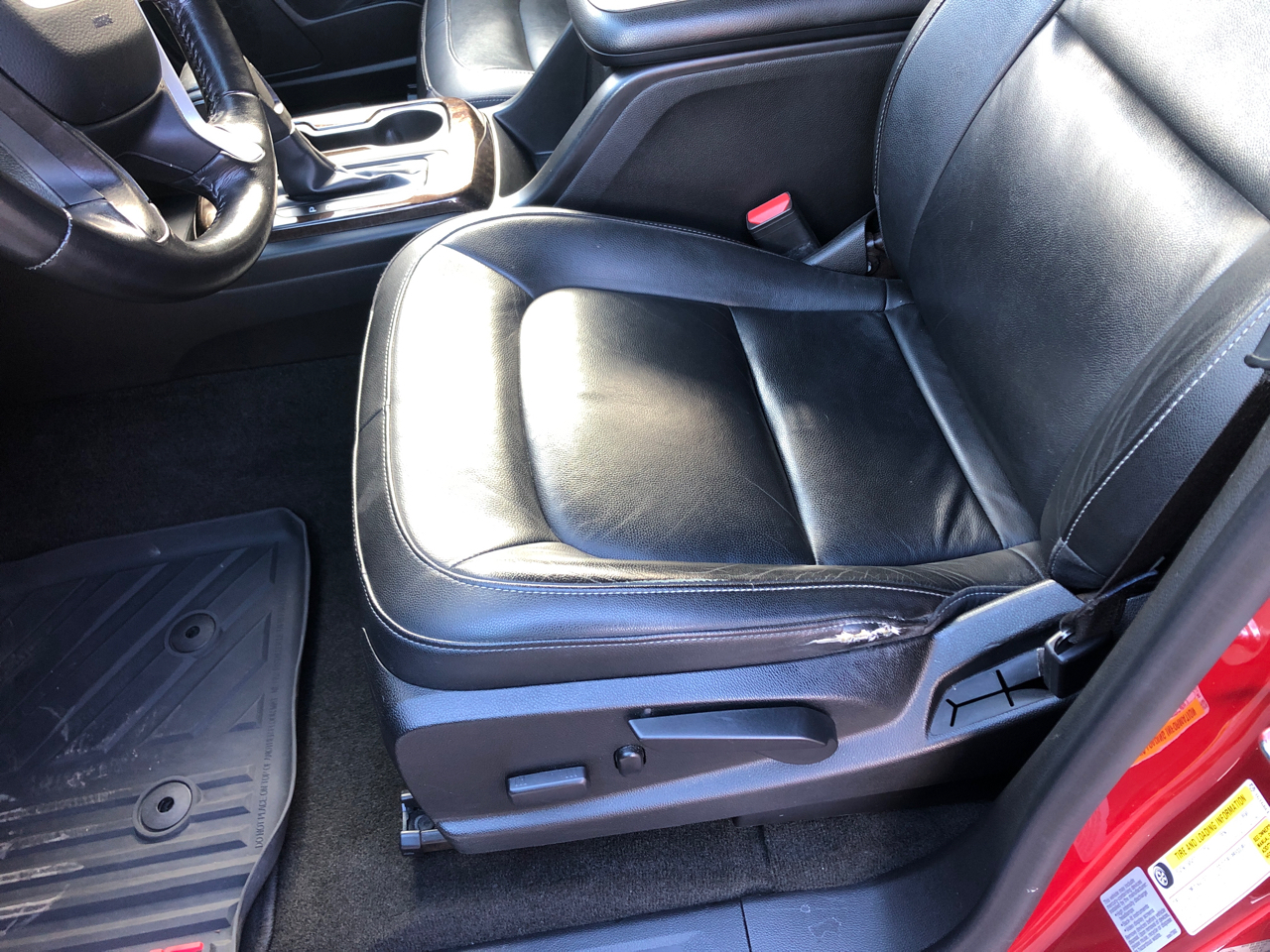 GMC Canyon 4WD Crew Cab 128.3" SLT 2015 GMC Canyon 4WD Crew Cab 128.3" SLT 2015