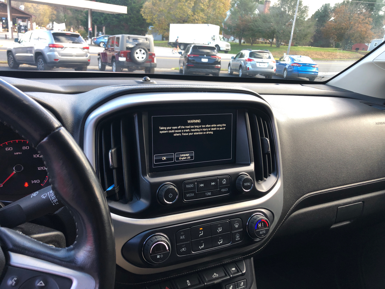 GMC Canyon 4WD Crew Cab 128.3" SLT 2015 GMC Canyon 4WD Crew Cab 128.3" SLT 2015