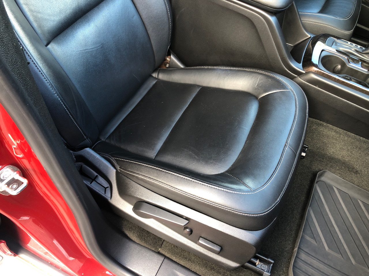 GMC Canyon 4WD Crew Cab 128.3" SLT 2015 GMC Canyon 4WD Crew Cab 128.3" SLT 2015