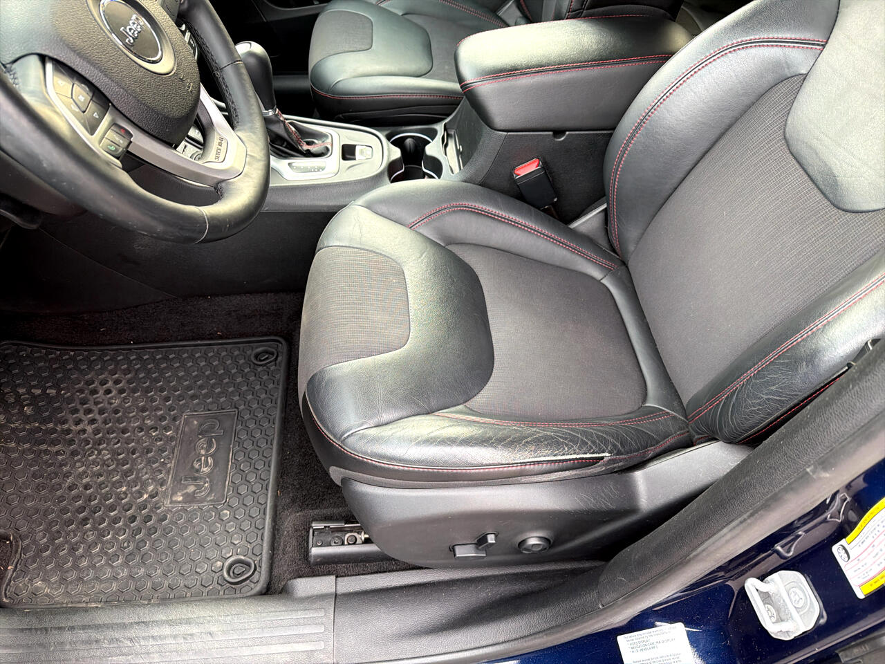 Jeep Cherokee 4WD 4dr Trailhawk 2015