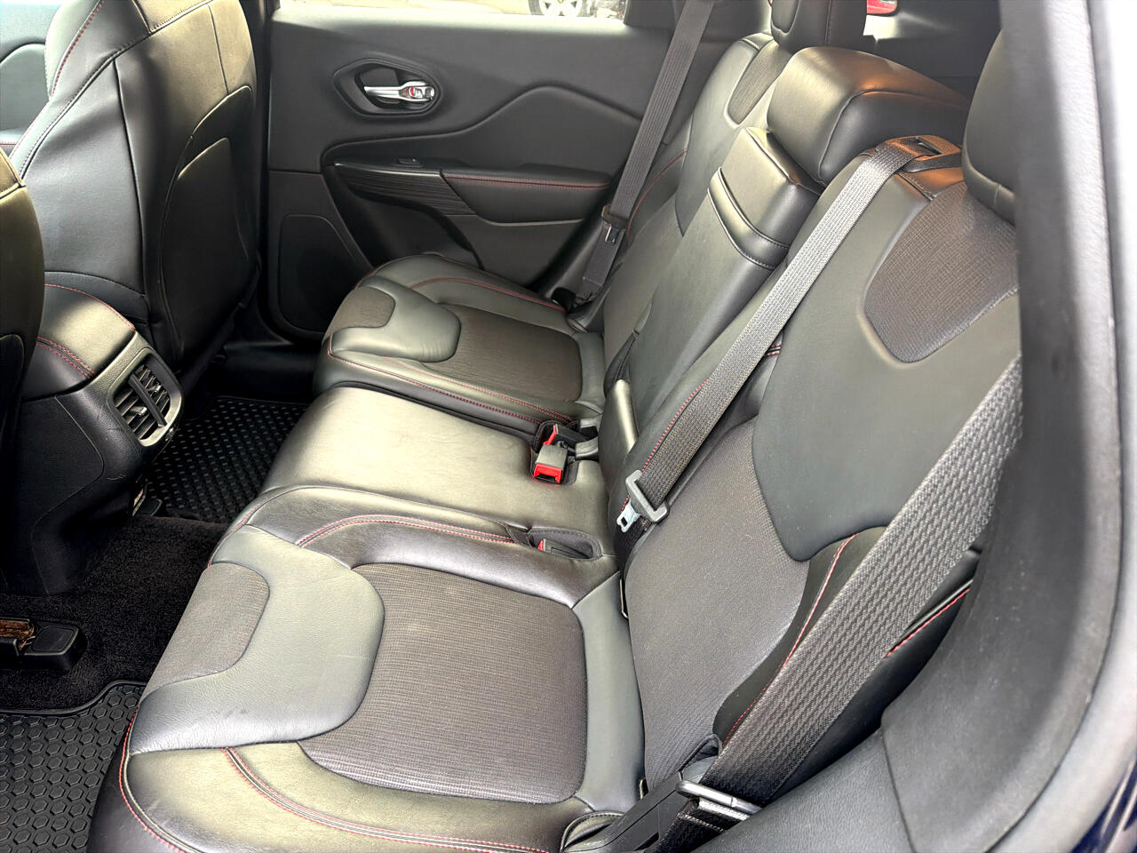 Jeep Cherokee 4WD 4dr Trailhawk 2015