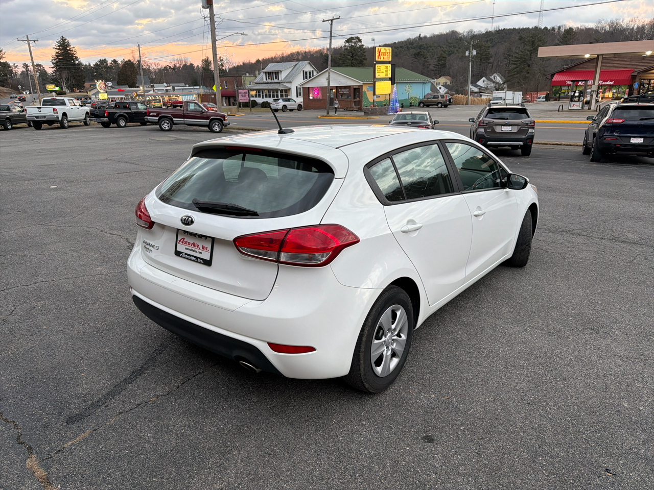 Kia Forte5 LX Auto 2017