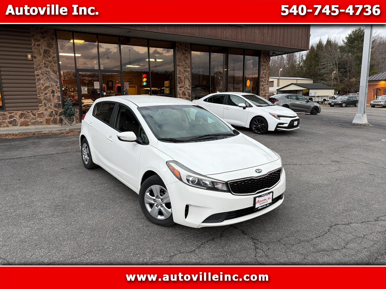 2017 Kia Forte5 LX Auto