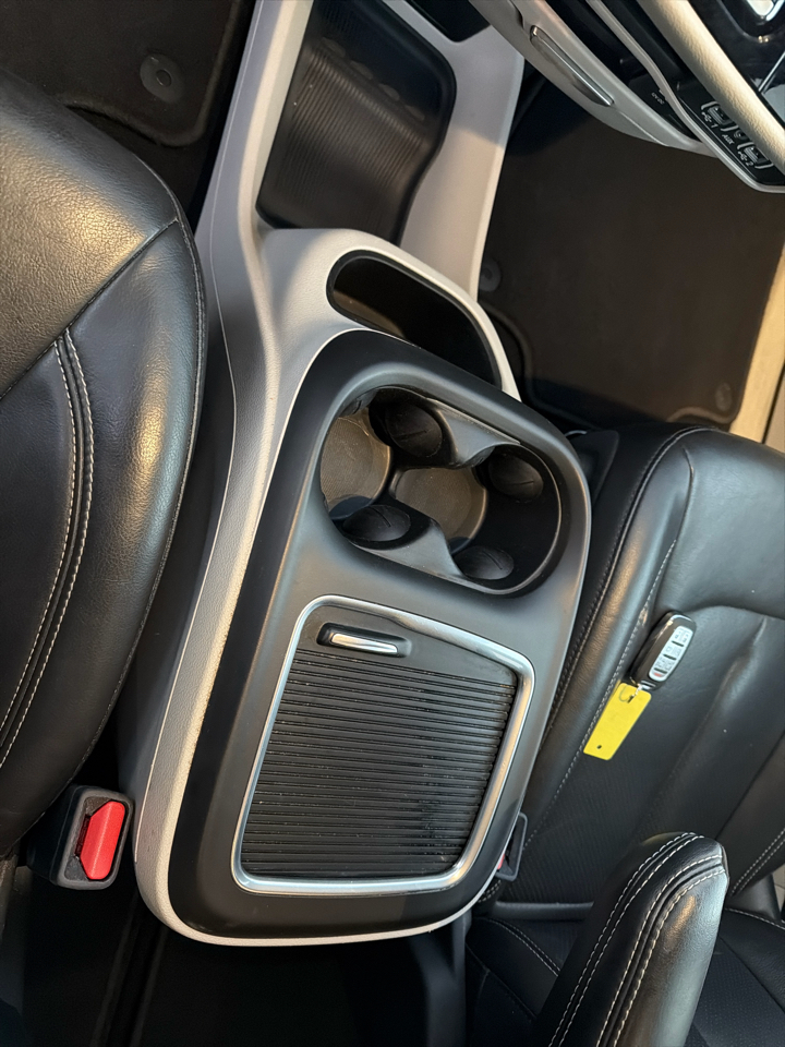 Chrysler Pacifica Touring L FWD 2022