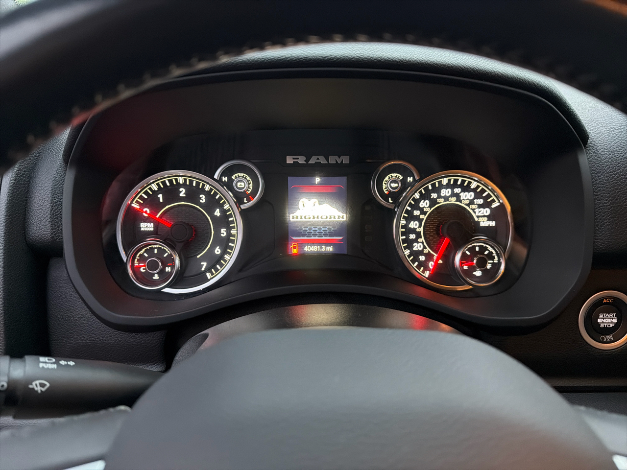 RAM 2500 Big Horn 4x4 Crew Cab 6'4" Box 2024