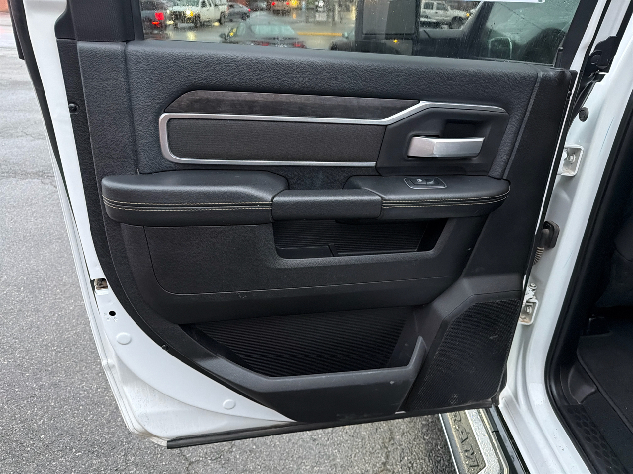 RAM 2500 Big Horn 4x4 Crew Cab 6'4" Box 2024