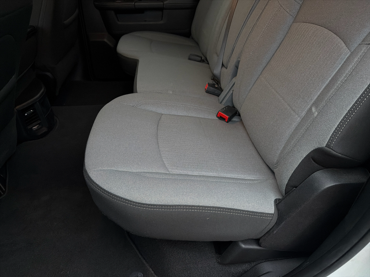 RAM 2500 Big Horn 4x4 Crew Cab 6'4" Box 2024