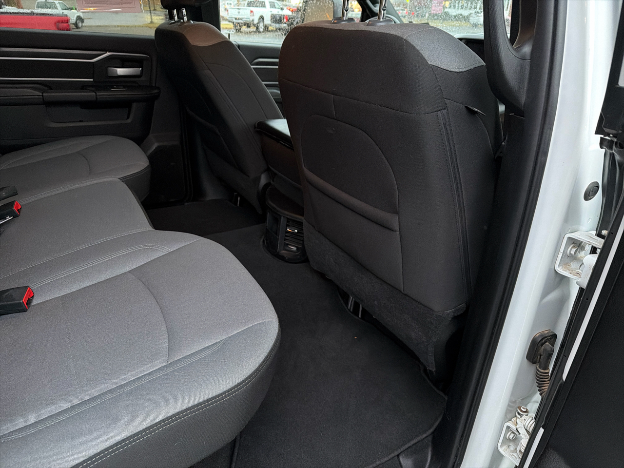 RAM 2500 Big Horn 4x4 Crew Cab 6'4" Box 2024