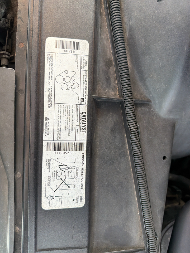 Chevrolet C/K 1500 Reg Cab 117.5" WB 4WD 1997