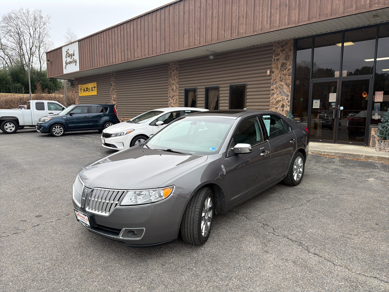 Lincoln MKZ 4dr Sdn FWD 2012