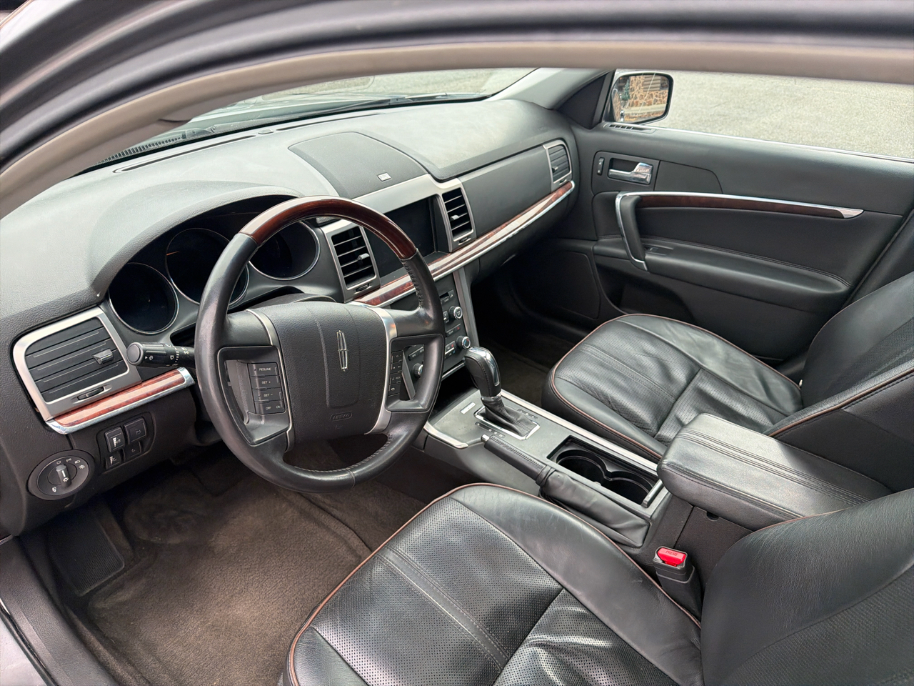 Lincoln MKZ 4dr Sdn FWD 2012