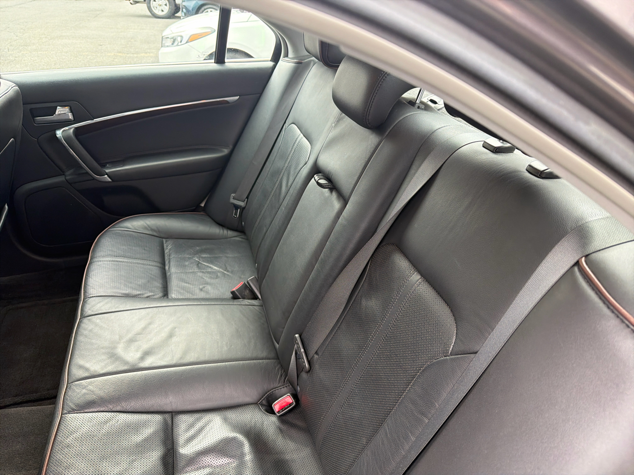 Lincoln MKZ 4dr Sdn FWD 2012